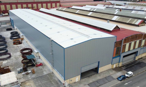 Nave industrial y almacén exterior para Euskal Forging en Sestao