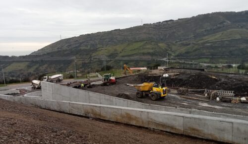 Dirección de ejecución de la obra de movimiento de tierras y muros de contención del Data Center Euskadi (DCE) en el Parque Tecnológico de Abanto y Zierbena (Bizkaia)